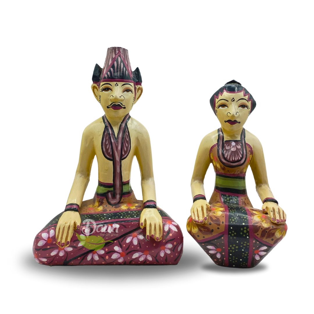 1 Wooden Bride and Groom Statue Handmade